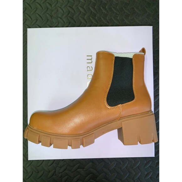 Madden Girl Women's Tessa Chelsea Boot Size 10 Brown - Picture 6 of 8